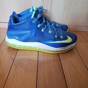 Nike LeBron 11 low sprite sz 10.5